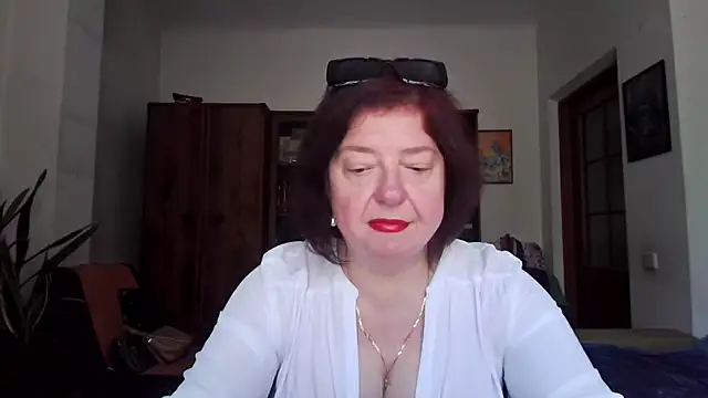 Violet Pulse online show from 22, 5, 2026