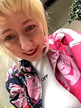 RonnieKiss online show from 20, 11, 2025