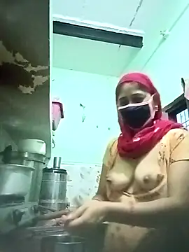 Cute-Charvii online show from 29, 4, 2026