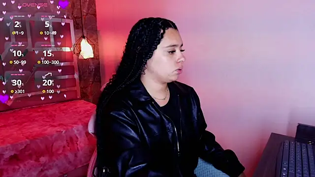 lorem adams online show from 16, 10, 2025