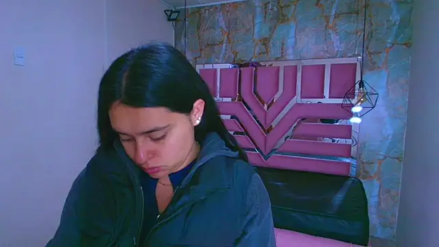 lorem adams online show from 17, 11, 2025