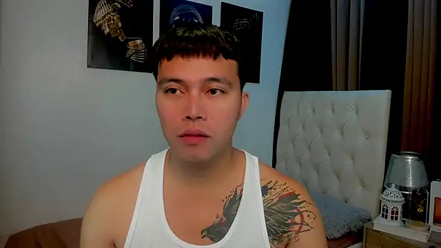 Snapshot of wildesthotasian chatting on 19, 9, 2025 wildesthotasian online show from 19, 9, 2025