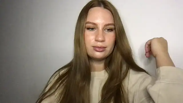 Snapshot of goodgirl2332 chatting on 6, 10, 2025 goodgirl2332 online show from 6, 10, 2025
