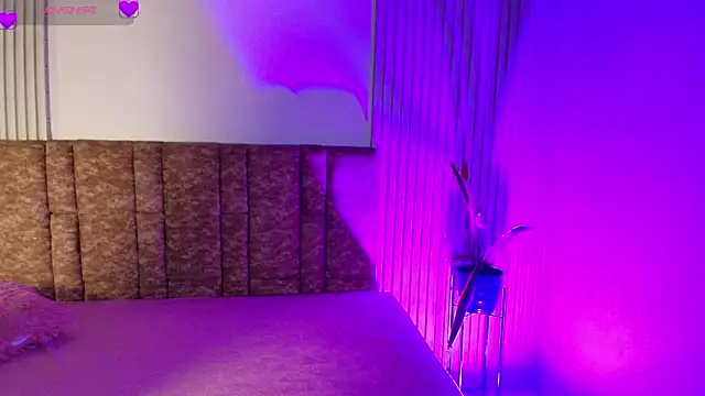 Snapshot of Missdionne_curly chatting on 11, 3, 2026 Missdionne curly online show from 11, 3, 2026