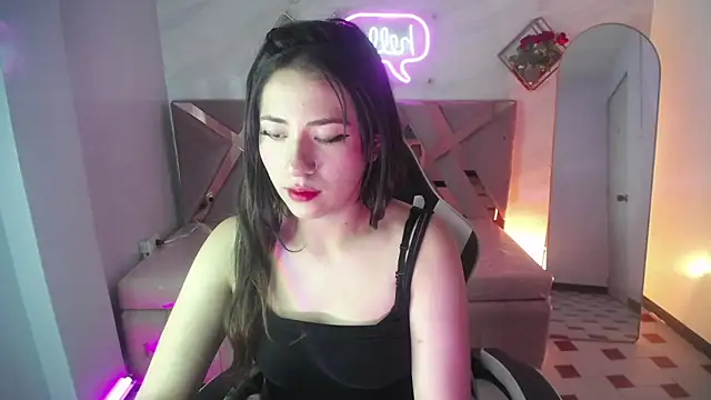 Chloe Brownn v online show from 26, 9, 2025