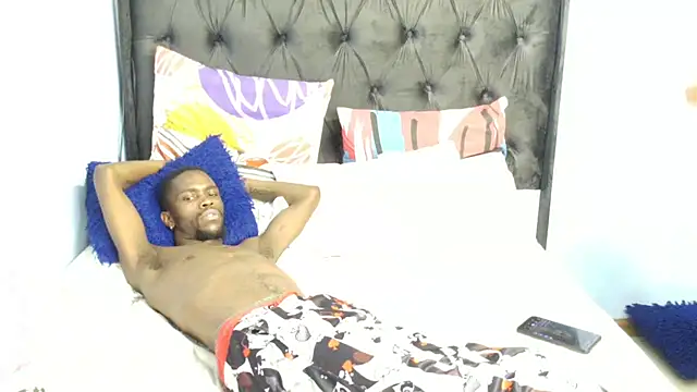 Snapshot of Dandelion_enigman chatting on 26, 10, 2025 Dandelion enigman online show from 26, 10, 2025