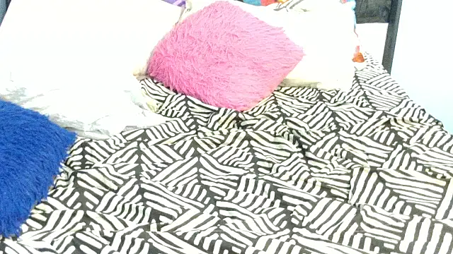 Snapshot of Dandelion_enigman chatting on 12, 11, 2025 Dandelion enigman online show from 12, 11, 2025