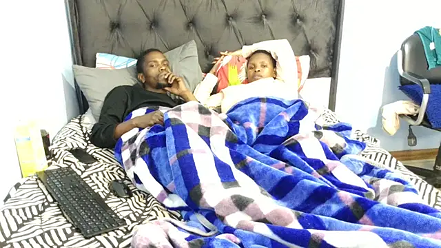 Snapshot of Dandelion_enigman chatting on 18, 11, 2025 Dandelion enigman online show from 18, 11, 2025