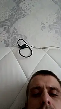 Snapshot of Adidas7217 chatting on 11, 11, 2025 Adidas7217 online show from 11, 11, 2025