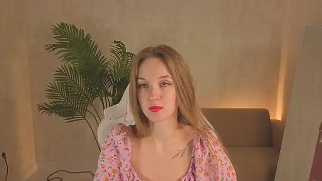 kianawhite online show from 21, 10, 2025