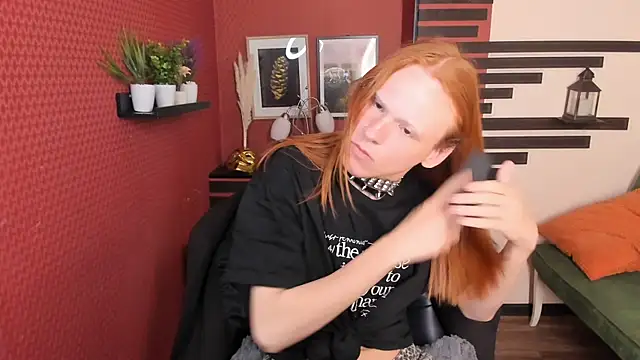 Snapshot of ChloeValentinee chatting on 5, 10, 2025 ChloeValentinee online show from 5, 10, 2025