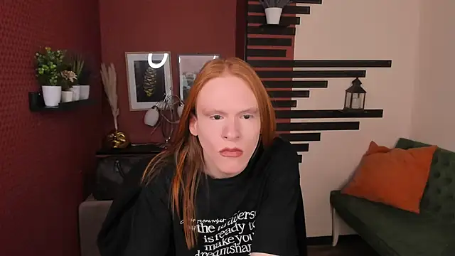 Snapshot of ChloeValentinee chatting on 15, 10, 2025 ChloeValentinee online show from 15, 10, 2025