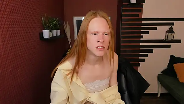 Snapshot of ChloeValentinee chatting on 24, 10, 2025 ChloeValentinee online show from 24, 10, 2025