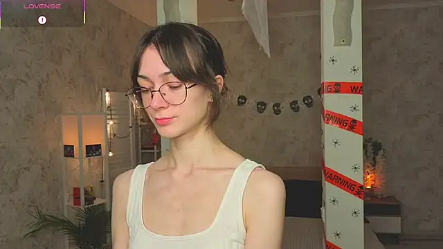 ReneeLippeatt online show from 30, 10, 2025