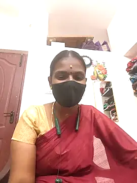 Snapshot of Tamil_Yalini12 chatting on 18, 4, 2026 Tamil Yalini12 online show from 18, 4, 2026