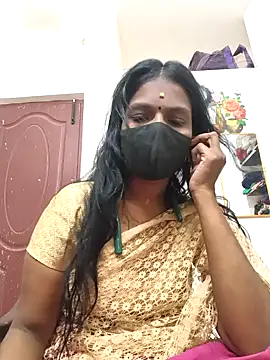 Snapshot of Tamil_Yalini12 chatting on 28, 4, 2026 Tamil Yalini12 online show from 28, 4, 2026