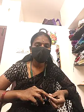 Snapshot of Tamil_Yalini12 chatting on 2, 5, 2026 Tamil Yalini12 online show from 2, 5, 2026