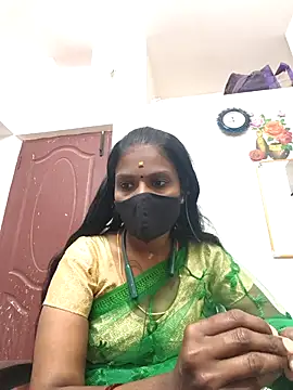 Snapshot of Tamil_Yalini12 chatting on 5, 5, 2026 Tamil Yalini12 online show from 5, 5, 2026