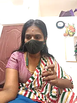 Snapshot of Tamil_Yalini12 chatting on 9, 5, 2026 Tamil Yalini12 online show from 9, 5, 2026