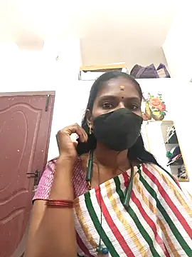 Snapshot of Tamil_Yalini12 chatting on 11, 5, 2026 Tamil Yalini12 online show from 11, 5, 2026