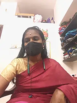 Snapshot of Tamil_Yalini12 chatting on 17, 5, 2026 Tamil Yalini12 online show from 17, 5, 2026