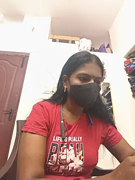 Snapshot of Tamil_Yalini12 chatting on 18, 5, 2026 Tamil Yalini12 online show from 18, 5, 2026