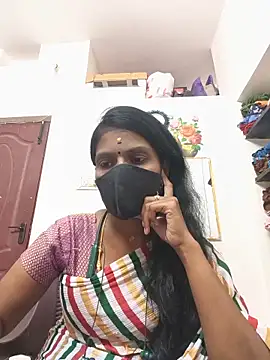 Snapshot of Tamil_Yalini12 chatting on 22, 5, 2026 Tamil Yalini12 online show from 22, 5, 2026