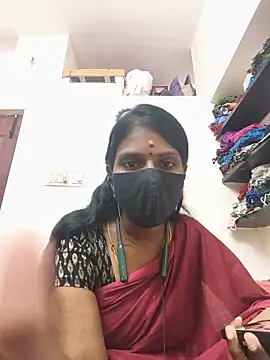 Snapshot of Tamil_Yalini12 chatting on 24, 5, 2026 Tamil Yalini12 online show from 24, 5, 2026