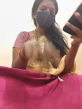 Snapshot of Tamil_Yalini12 chatting on 27, 5, 2026 Tamil Yalini12 online show from 27, 5, 2026