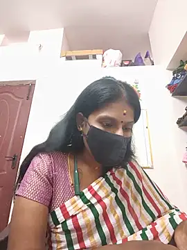 Snapshot of Tamil_Yalini12 chatting on 27, 5, 2026 Tamil Yalini12 online show from 27, 5, 2026