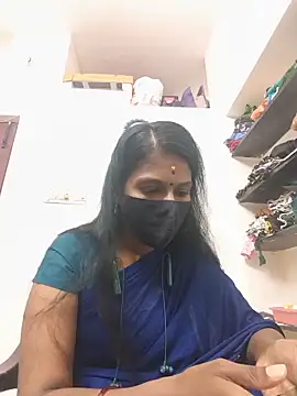 Snapshot of Tamil_Yalini12 chatting on 28, 5, 2026 Tamil Yalini12 online show from 28, 5, 2026
