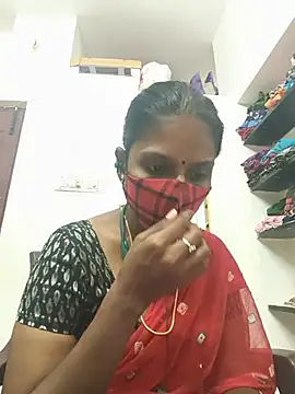 Snapshot of Tamil_Yalini12 chatting on 1, 6, 2026 Tamil Yalini12 online show from 1, 6, 2026