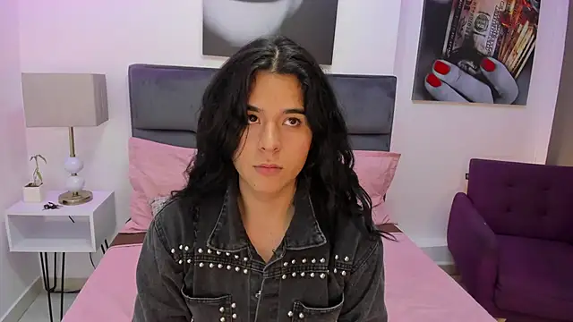 Angel Dustts online show from 8, 11, 2025