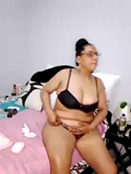Snapshot of Ashleymilf47 chatting on 22, 11, 2025 Ashleymilf47 online show from 22, 11, 2025