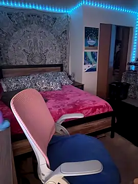 MaciiMayy online show from 21, 12, 2025