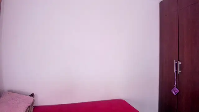 Snapshot of ScarlettRosetti chatting on 12, 7, 2026 ScarlettRosetti online show from 12, 7, 2026