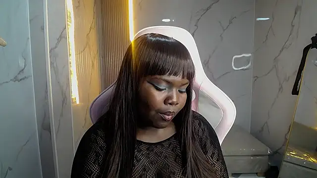 Soffia b online show from 7, 11, 2025