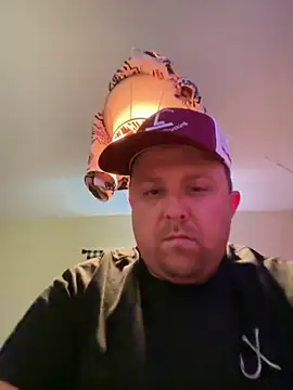 Snapshot of chatting on 9, 5, 2026 online show from 9, 5, 2026