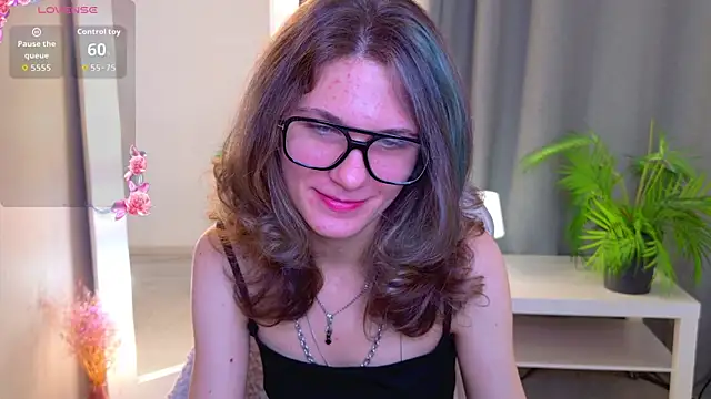 CipherellaFure online show from 16, 10, 2025