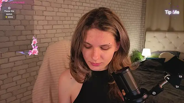 CipherellaFure online show from 16, 11, 2025