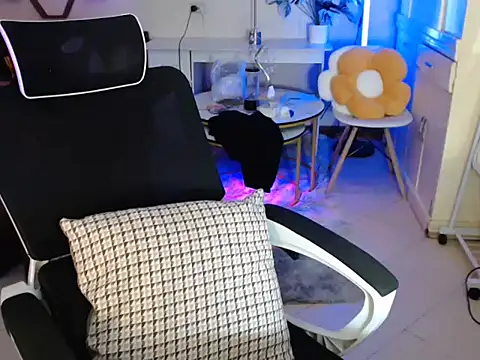 niel cumshow online show from 19, 12, 2025