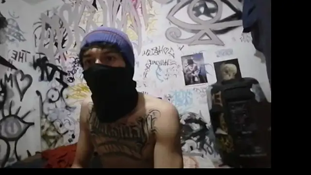 Snapshot of Oswbelf chatting on 9, 10, 2025 Oswbelf online show from 9, 10, 2025