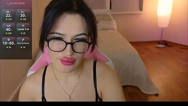 ShayLoren online show from 30, 9, 2025