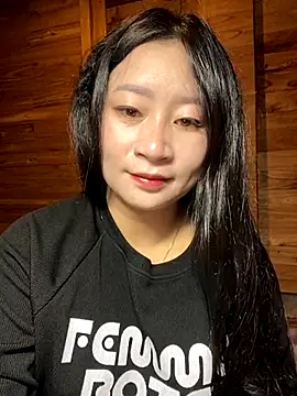 violet-00 online show from 23, 11, 2025