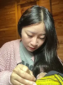 violet-00 online show from 25, 11, 2025