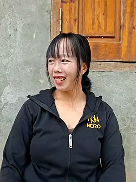 helenzz online show from 11, 10, 2025