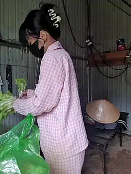 Helen-Tran online show from 20, 11, 2025