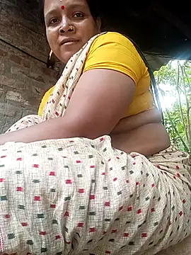 Snapshot of reya743 chatting on 2, 12, 2025 reya743 online show from 2, 12, 2025