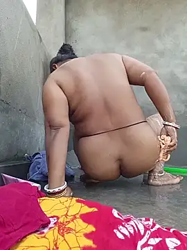 Snapshot of reya743 chatting on 2, 2, 2026 reya743 online show from 2, 2, 2026