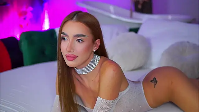 ClaraBenatti online show from 22, 10, 2025